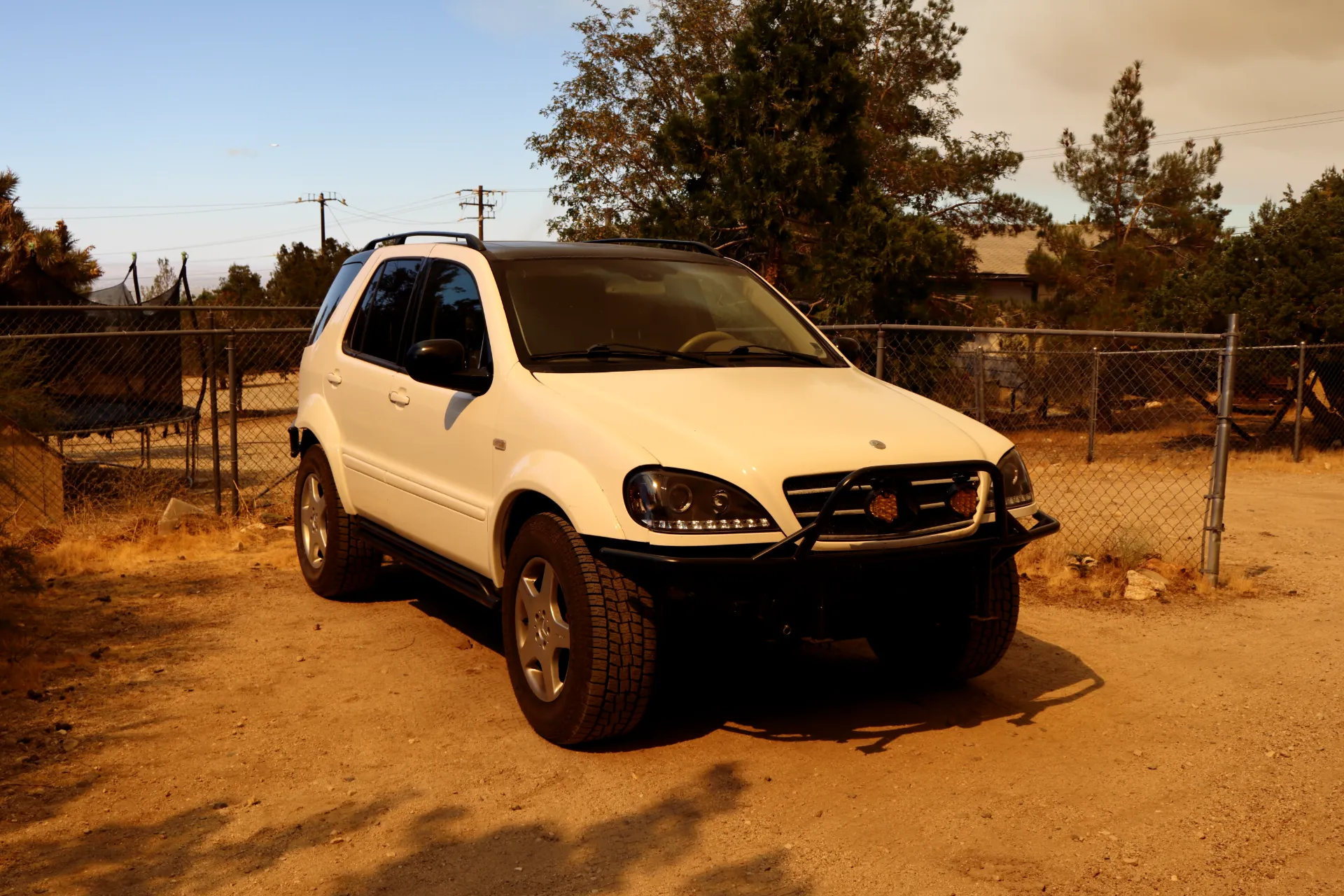 Mercedes ML320 near Pinon Hills Summit Fire in the Summer